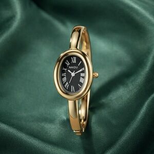Baignoire Classic Gold Black Women's Watch